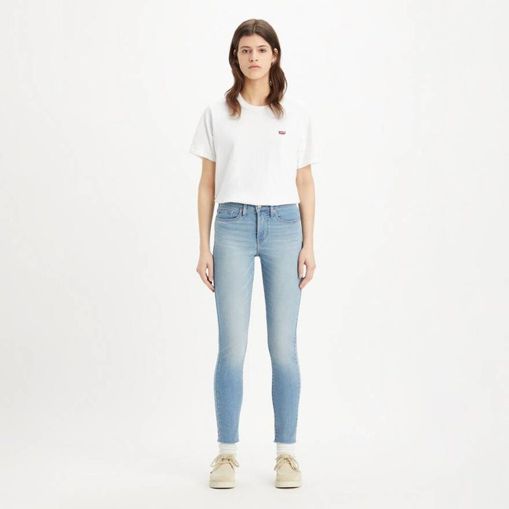 Levi’s 311 Skinny Shaping Jeans Size 29